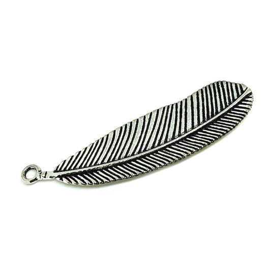 Colgante Pluma Plateada - 45mm - 1und