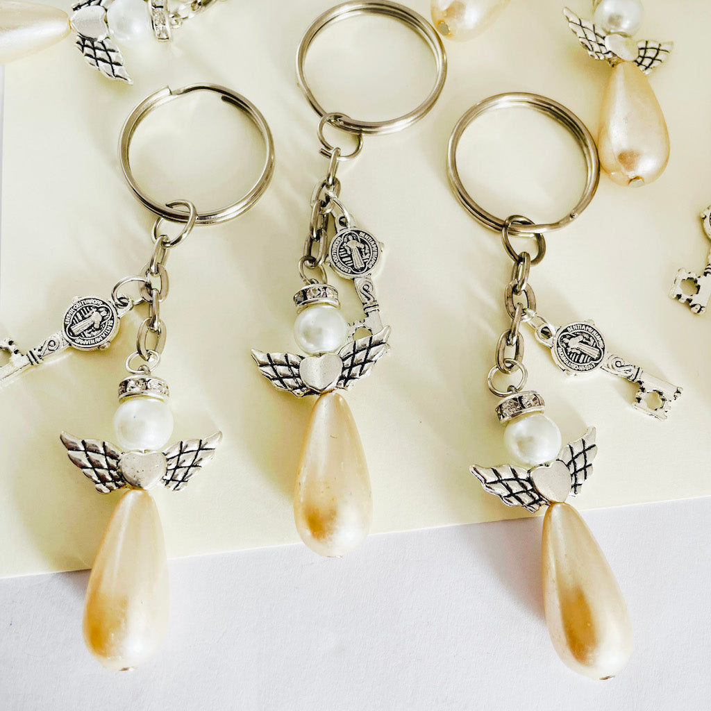 Llavero Angel de Perla con llave de San Benito - 12und.