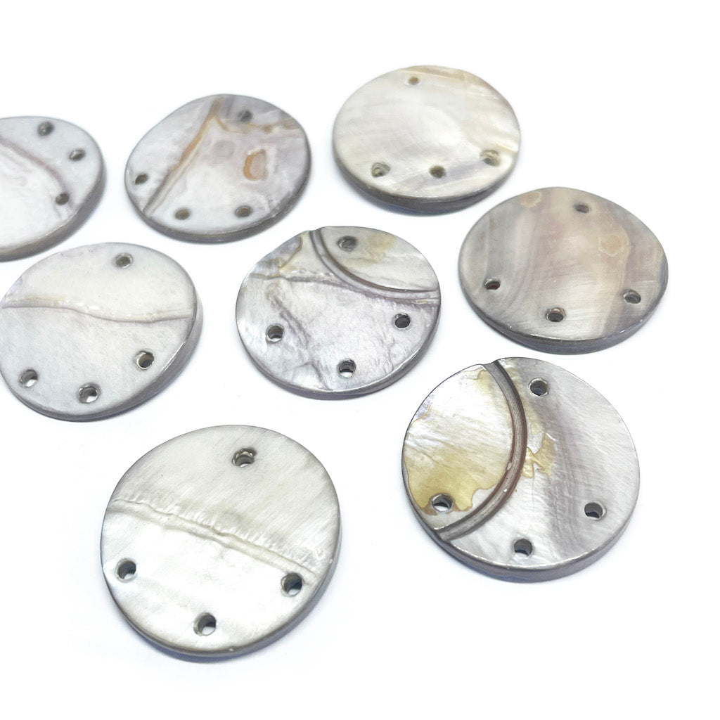 Moneda Plana de nácar gris con perforación multiple - 2und