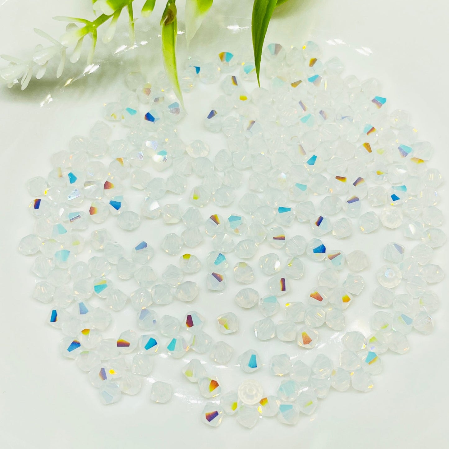 Cristal Tupi Austríaco de 4mm - 24und - Blanco Opalo