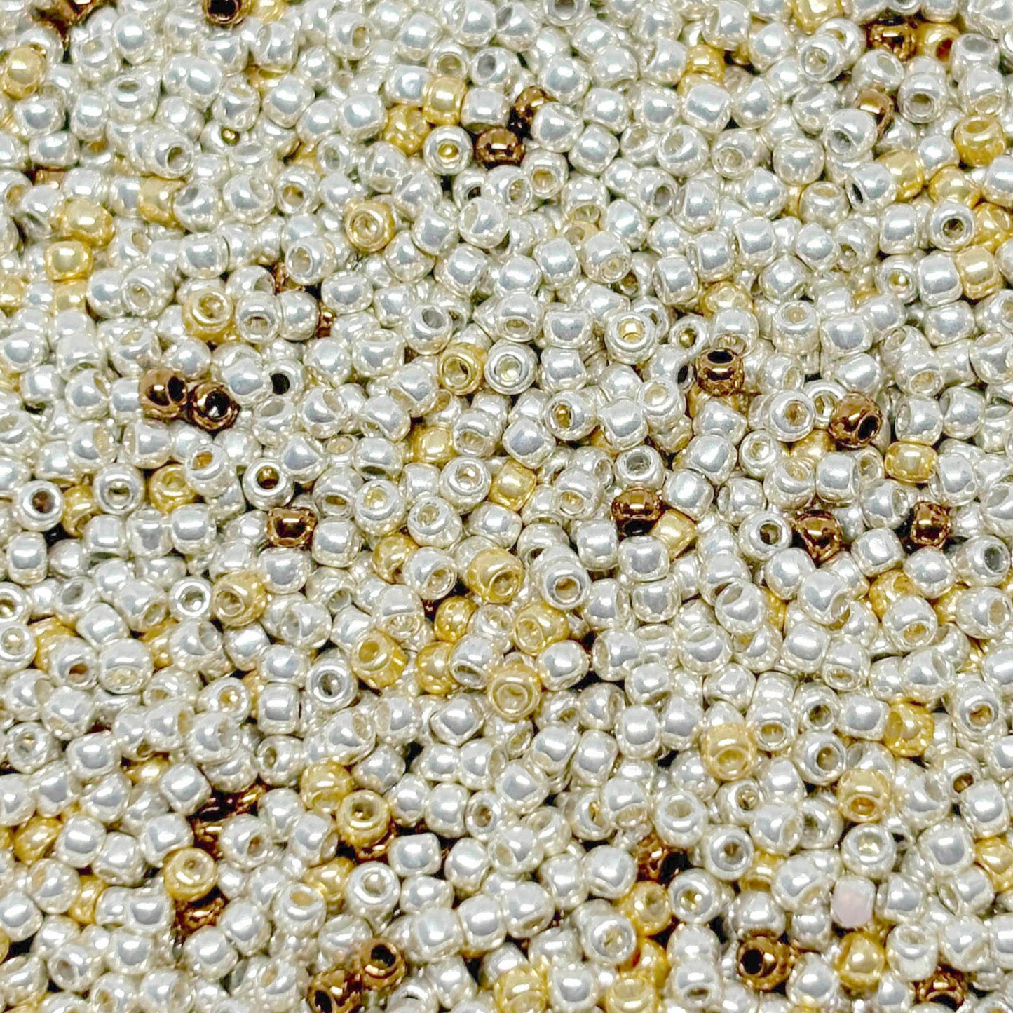 Mostacilla Calibrada Miyuki - 11/0 - 10gr. | RR300 Mix Plateado-Dorado-Bronce