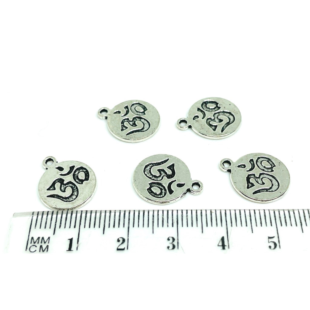 Colgante ÖM Plateado - 12mm - 5und