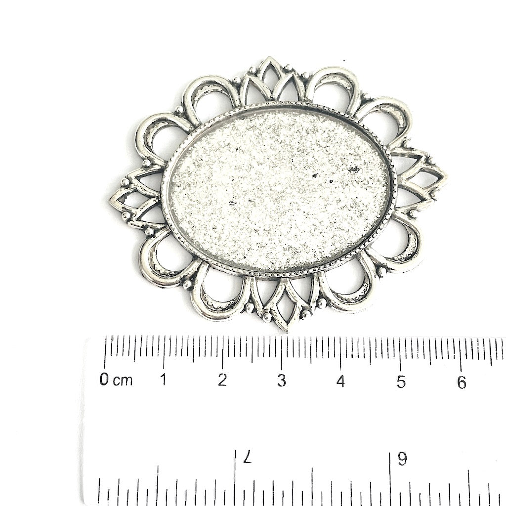 Base Camafeo Corona Plateado - 60mm - 1und