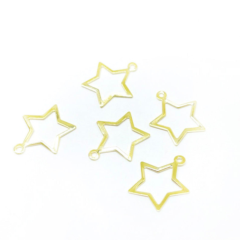 Colgante Estrella Silueta - Baño de Oro - 12mm - 1und