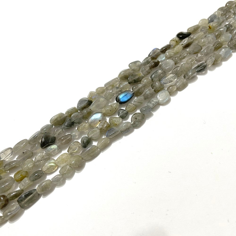 Labradorita - Piedra Natural Irregular - 45 cuentas aprox.