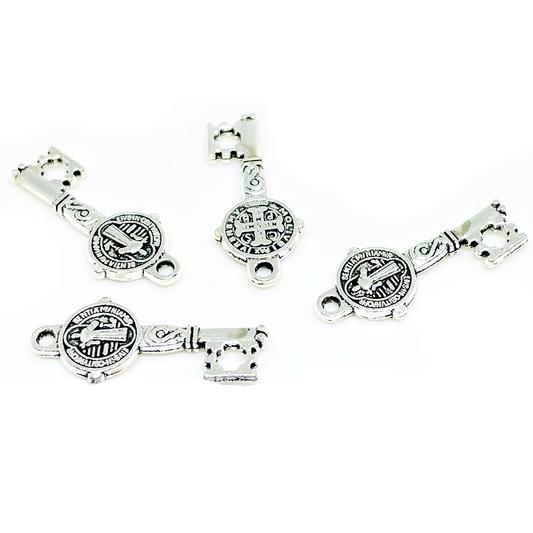 Colgantes Religiosos - Llave de San Benito - 24mm - 4und.