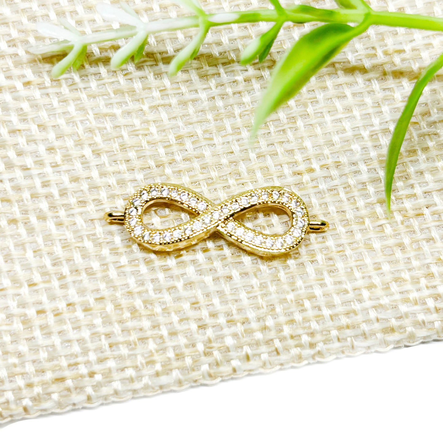 Infinito tipo conector de Rodio Dorado - 1und