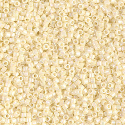 Délica Miyuki - 11/0 - 3gr. | DB157 Crema Perlado